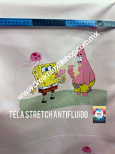 Cargar imagen en el visor de la galería, Microfibra Stretch Antifluidos Bob Esponja y Patricio cap (48 x 48cm centrado 20cm