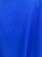 Cargar imagen en el visor de la galería, Tela Jackard grabado azul rey