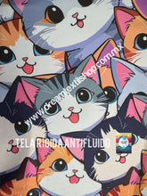 Cargar imagen en el visor de la galería, Microfibra Antifluidos Rígido Gatitos tiernos gris grande
