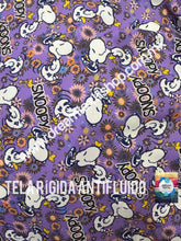 Cargar imagen en el visor de la galería, Microfibra Antifluidos Rígido Snoopy fondo lila
