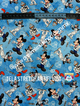 Cargar imagen en el visor de la galería, Microfibra Stretch Antifluidos Mickey y Goofy Doctor
