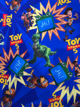 Cargar imagen en el visor de la galería, Microfibra Stretch Antifluidos Toy Story 5 lilypad
