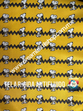 Cargar imagen en el visor de la galería, Microfibra Antifluidos Rígido Snoopy fondo amarillo
