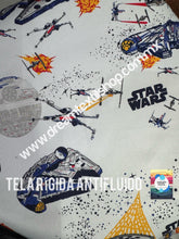 Cargar imagen en el visor de la galería, Microfibra Antifluidos Rígido Starwars fondo blanco
