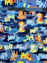 Cargar imagen en el visor de la galería, Microfibra Antifluidos Rígido Gatitos Camuflaje azul
