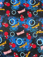 Cargar imagen en el visor de la galería, Microfibra Stretch Antifluidos Spiderman Caritas
