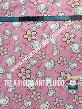 Cargar imagen en el visor de la galería, Microfibra Antifluidos Rígido Kitty Peace and love rosa
