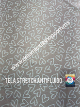Cargar imagen en el visor de la galería, Microfibra Stretch Antifluidos Corazon fondo Beige
