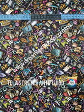 Cargar imagen en el visor de la galería, Microfibra Stretch Antifluidos Escolar Collage
