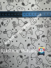 Cargar imagen en el visor de la galería, Microfibra Stretch Antifluidos Snoopy Fondo Blanco
