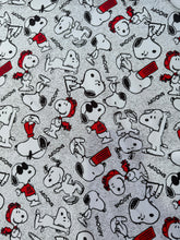 Cargar imagen en el visor de la galería, Microfibra Stretch Antifluidos Snoopy Joe Cool

