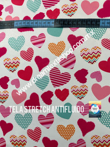 Microfibra Stretch Antifluidos Corazones colores fondo blanco