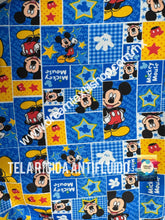 Cargar imagen en el visor de la galería, Microfibra Antifluidos Rígido Mickey fondo azul estrella
