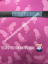 Cargar imagen en el visor de la galería, Microfibra Stretch Antifluidos Pies Tie dye fondo rosa
