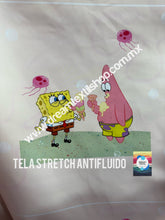 Cargar imagen en el visor de la galería, Microfibra Stretch Antifluidos Bob Esponja y Patricio cap (48 x 48cm centrado 20cm
