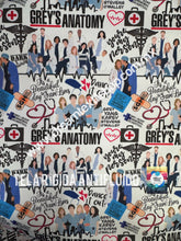 Cargar imagen en el visor de la galería, Microfibra Antifluidos Rígido Medicina Grey's Anatomy fondo blanco
