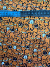 Cargar imagen en el visor de la galería, Microfibra Antifluidos Rígido Garfield Collage
