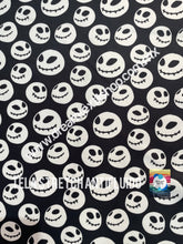 Cargar imagen en el visor de la galería, Microfibra Stretch Antifluidos Calaveritas Extraño mundo de Jack

