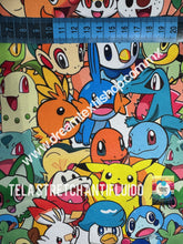 Cargar imagen en el visor de la galería, Microfibra Stretch Antifluidos Pokemon Collage
