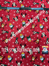 Cargar imagen en el visor de la galería, Microfibra Stretch Antifluidos Mickey pluto, donald navideño
