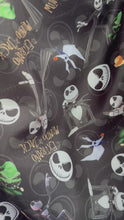 Cargar y reproducir el video en el visor de la galería, Microfibra Antifluidos Rígido Extraño mundo de jack ghost
