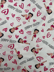 Betty Boop gris corazon fondo blanco