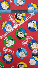 Cargar imagen en el visor de la galería, Snoopy fondo rojo
